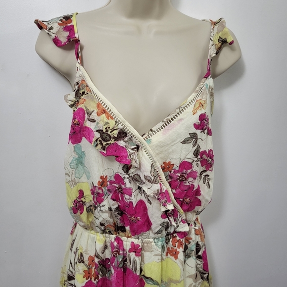 Wonderly Medium Floral Maxi Dress - Picture 7 of 12